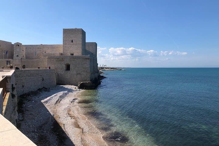Private Bari & North Puglia Top Towns VIP Day Tour with Lunch