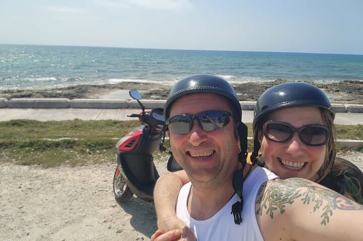 Pirates Ashore Adventure & Queen's Staircase Scooter Tour — Nassau Forts and Living History photo 2