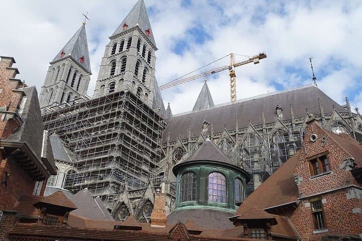 Private Romantic Walking Tour in Tournai: Cathedral, Pont des Trous & Saint-Georges Views photo 3