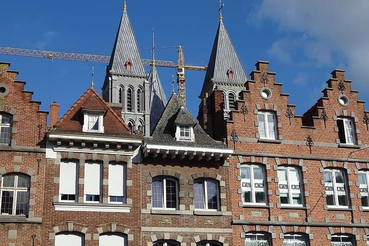 Private Romantic Walking Tour in Tournai: Cathedral, Pont des Trous & Saint-Georges Views