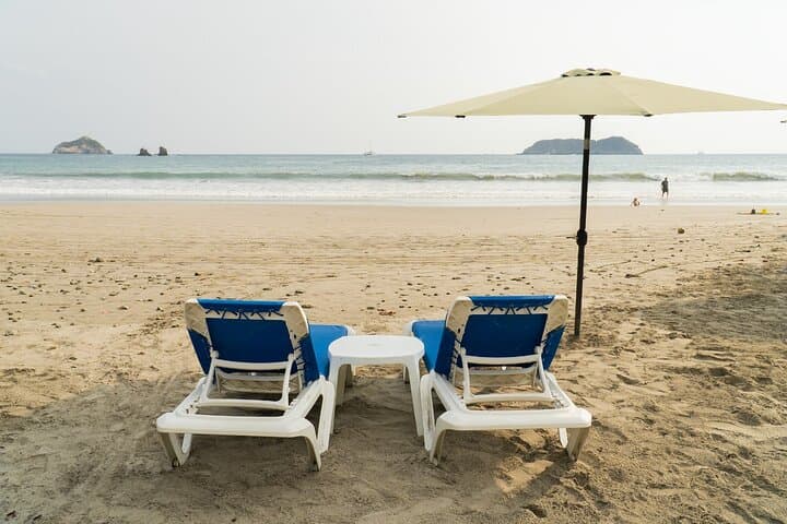 Secluded Beach Day in Manuel Antonio — Chairs, Wildlife & Water Activities