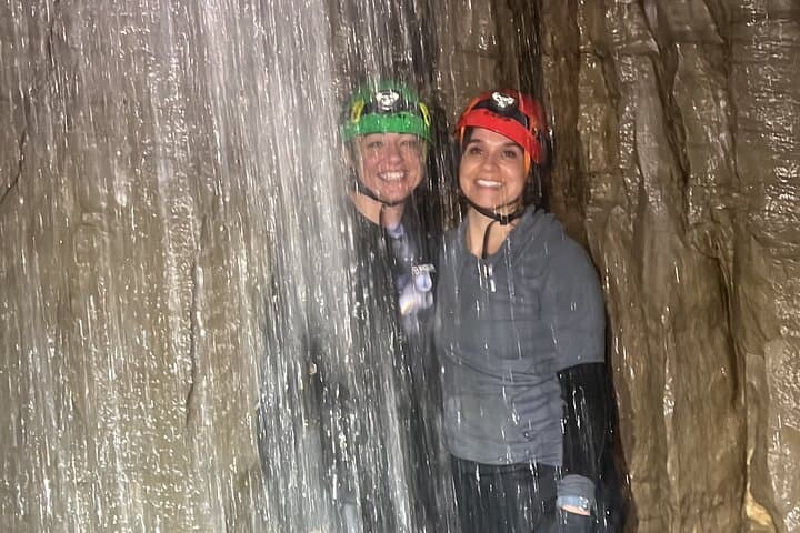 Descend into Alabama's Wild Cave: Extreme Underground Adventure at Sims Cave Park