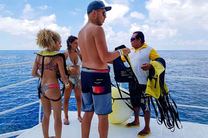 Catamaran to Cozumel: Snorkel Palancar, El Cielo & Mia Beach Club in a Day photo 3