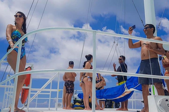 Catamaran to Cozumel: Snorkel Palancar, El Cielo & Mia Beach Club in a Day photo 4