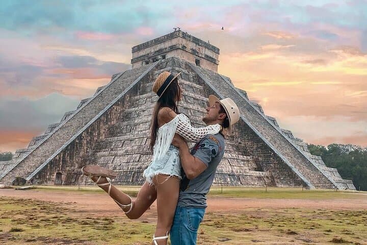 Day Trip to Chichén Itzá, Cenote Saamal & Valladolid: Full-Day Guided Tour photo 3