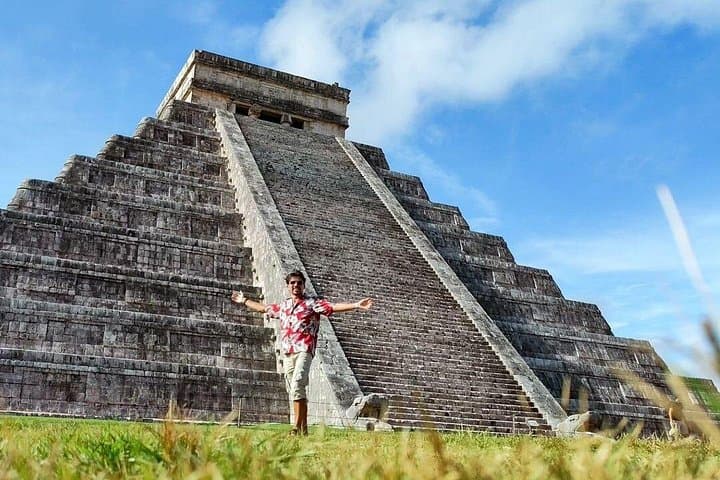 Day Trip to Chichén Itzá, Cenote Saamal & Valladolid: Full-Day Guided Tour photo 5