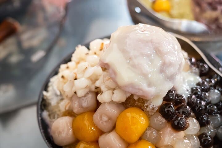 Private Taipei Food Tour: Yongkang, Temples & Raohe Night Market photo 6