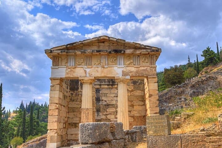 Delphi and Meteora Express Day Tour — Private Day Trip from Athens to Oracle and Sky-High Monasteries photo 5