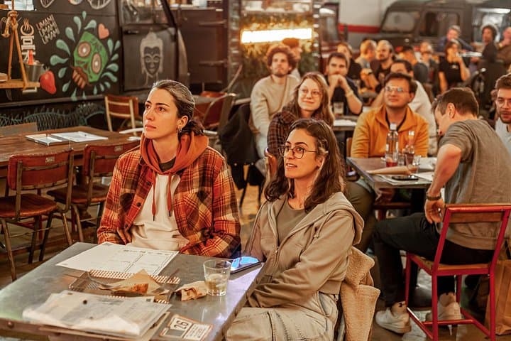 Monday Pub Quiz at El Garaje (Mestalla) — Valencia Trivia Night & Street Food photo 2
