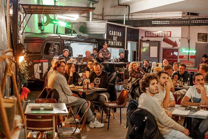 Monday Pub Quiz at El Garaje (Mestalla) — Valencia Trivia Night & Street Food photo 3