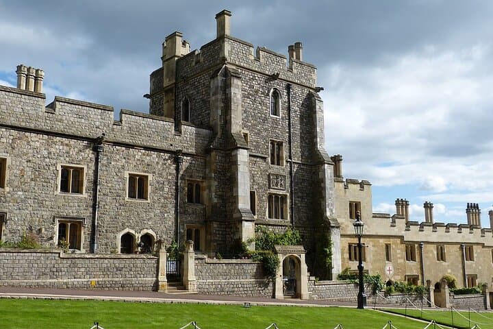 Private Stonehenge and Windsor Castle Day Trip from London photo 4
