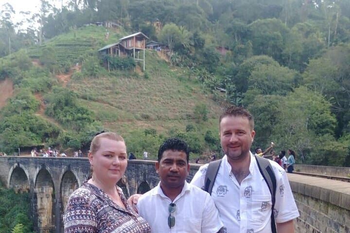 Ella Private Day Tour — Ravana Falls, Nine Arch Bridge & Little Adam's Peak photo 3