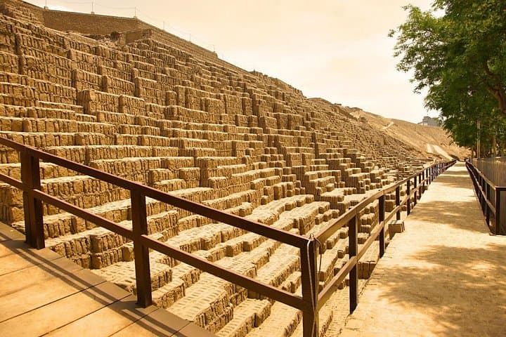 8-Day Peru Highlights: Machu Picchu, Vinicunca and Lake Titicaca Adventure photo 4