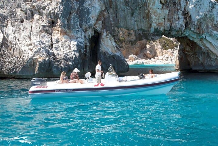 Sea-View Boat Excursion: Amalfi Coast, Capri & Li Galli Islands photo 3