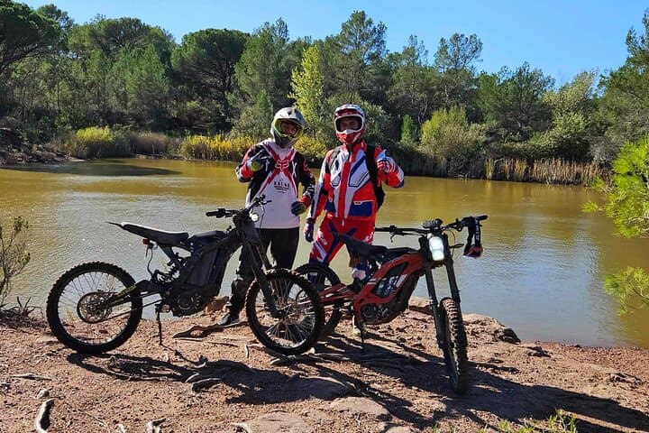 Esterel Electric Motorcycle Coast Ride — 1-Hour Guided Adventure from Saint-Raphaël photo 2