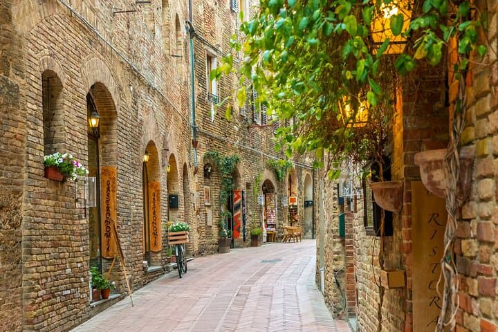 Private Siena & San Gimignano Day Trip from Florence with Wine Lunch photo 5