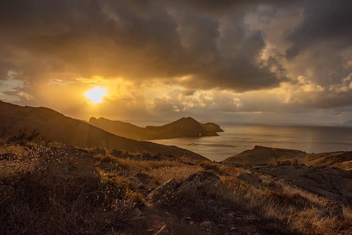 Madeira Sunset & Stargazing Tour — Pico do Arieiro to Ponta de São Lourenço photo 4
