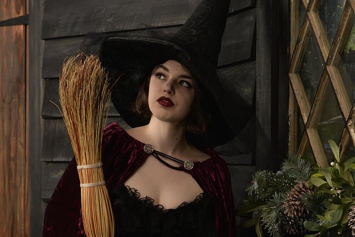 Witch Costume Photo Shoot at Olde Salem Village — 1692-Themed Portrait Experience photo 1