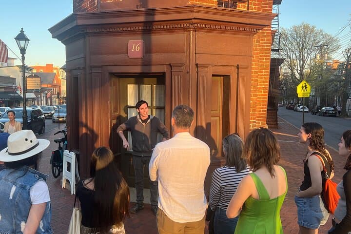 Annapolis Haunted Walking Tour: 90-Minute Historic Ghost Walk photo 6