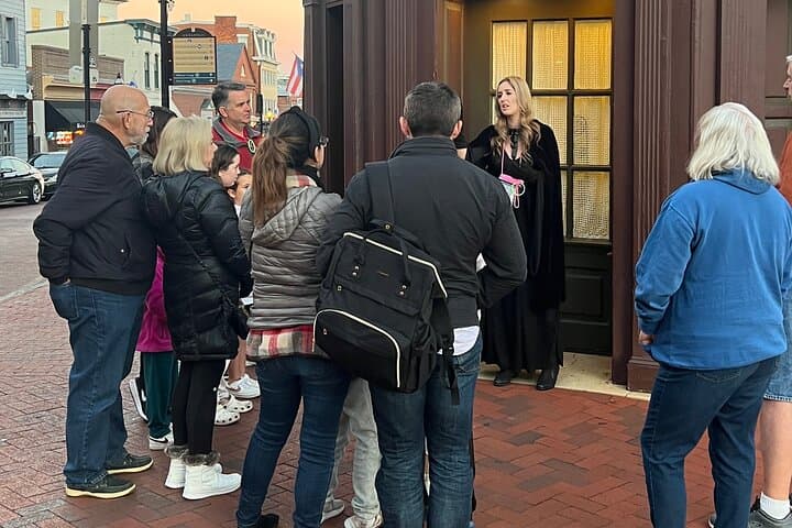 Annapolis Haunted Walking Tour: 90-Minute Historic Ghost Walk photo 2