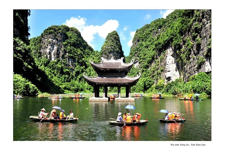 Full-Day Ninh Binh Tour from Hanoi — Hoa Lu, Trang An & Hang Mua Viewpoint photo 3