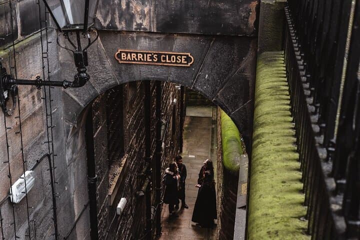 Haunted Underground Vaults Tour in Edinburgh — Blair Street Ghost Walk photo 6