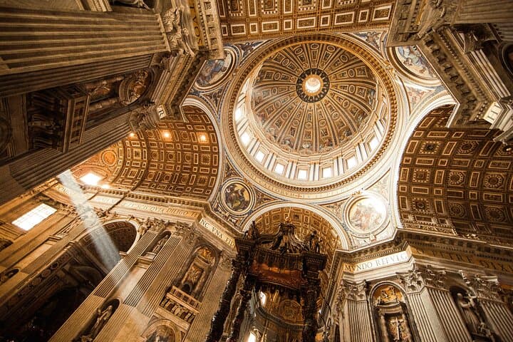 Inside St. Peter's Basilica: Guided Tour, Papal Tombs & Dome Climb photo 3