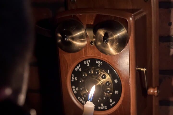 Speakeasy Escape Room Avondale: Private 60-Minute Immersive Puzzle Game photo 4