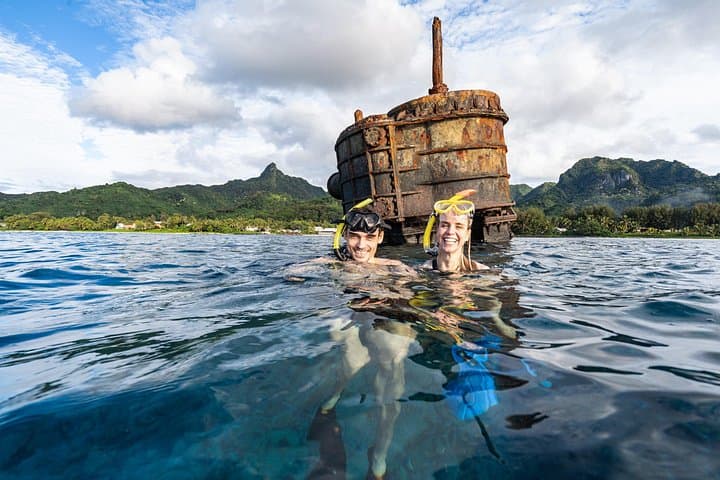 Sea Scooter Safari: Rarotonga Shipwreck & Coral Gardens Snorkel photo 2
