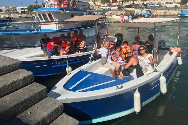 Ortigia to Pillirina: Sea Caves Boat Tour from Syracuse photo 2