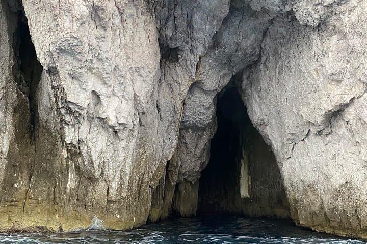 Syracuse Ortigia Private Boat Tour: Prosecco, Sea Caves & Plemmirio photo 4