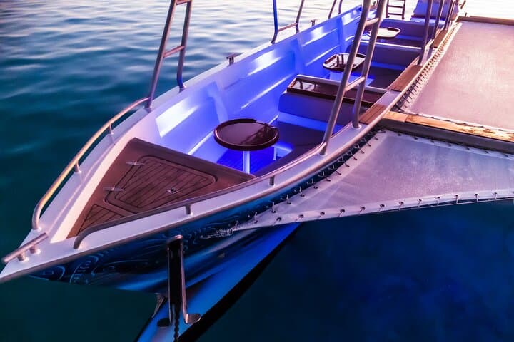 Private Sunset on Blue Lagoon: Champagne Cruise Facing Bora Bora photo 6