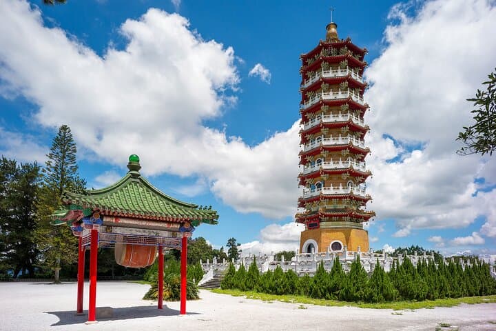 Sun Moon Lake Leisure Day Trip from Taichung: Boat Rides, Temples & Lakeside Strolls photo 4