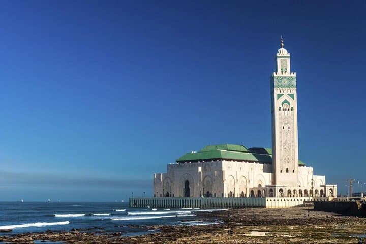 Casablanca Guided Sightseeing Tour: Hassan II Mosque, Old Medina & Corniche