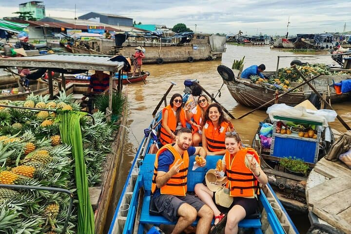 Private Mekong Delta Tour: 2-Day Floating Market, Homestay & Biking Adventure photo 5