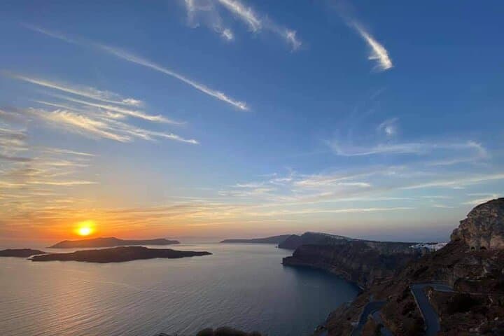 Santorini Helicopter Sightseeing: 20-Minute Caldera Flight Over Oia & Volcano photo 2