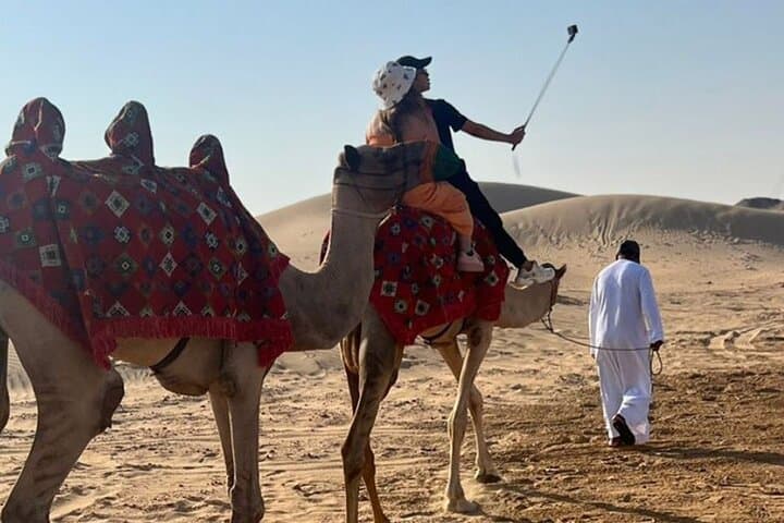 Evening Desert Safari Abu Dhabi: Dune Bashing, BBQ & Stargazing photo 3