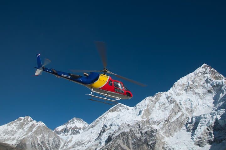 Helicopter Over Everest: Private Everest Region Charter from Kathmandu photo 4