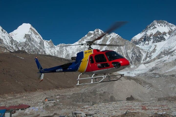 Helicopter Over Everest: Private Everest Region Charter from Kathmandu photo 5