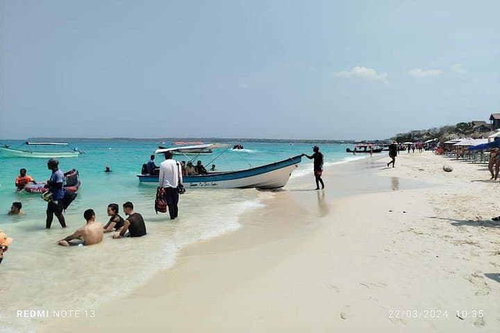 Playa Blanca Day Trip from Cartagena: Isla Barú Beach, Swim & Local Lunch photo 4