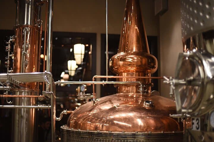 Pendergast Cocktail College: Hands-On Cocktail Classes at Tom's Town in Kansas City photo 6