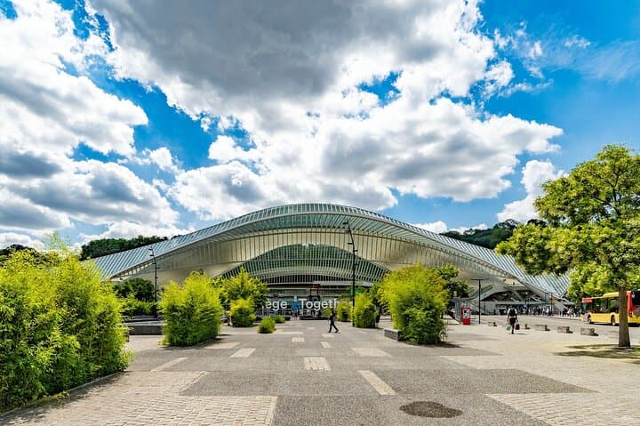 Liège to Aachen to Maastricht: Three-Country Border Crossing Day Tour