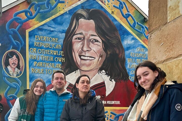 Belfast Black Taxi Troubles Tour — Murals, Peace Walls & Local Perspectives photo 4
