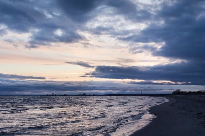 Parnu Walking Tour: Beach, Architecture & Museum in 2 Hours photo 3