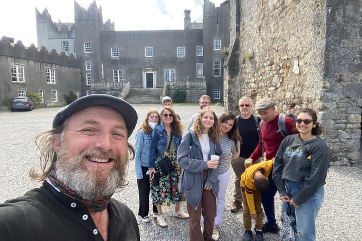 Howth Heritage Walk: Ancient Paths, Lighthouse Views & Gun‑Running Stories