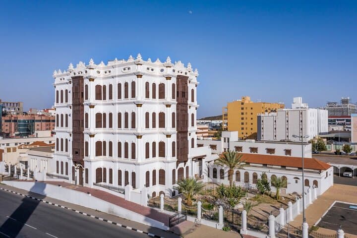Taif Full-Day Tour From Jeddah & Makkah – Al-Hada, Shubra Palace & Al Shafa photo 4