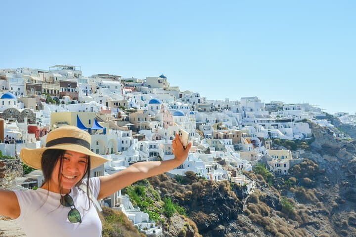 Santorini Highlights Small-Group Tour: Oia, Akrotiri & Wine Tasting photo 2