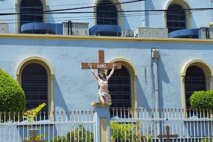 Tracing Ten Statues to Los Iros Mud Volcano: A Trinidad Day Tour of Monuments, Food & Mud Baths photo 2