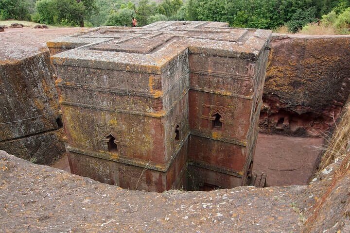 Full-Day Lalibela Rock-Hewn Churches Tour: Guide to St. George and the Monolithic Churches photo 6
