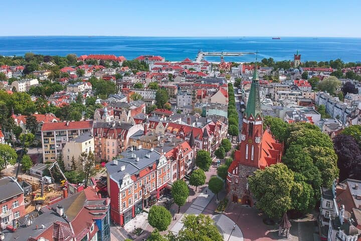 Sopot Seaside Walking Tour: Pier, Lighthouse & Monte Cassino Stroll photo 2